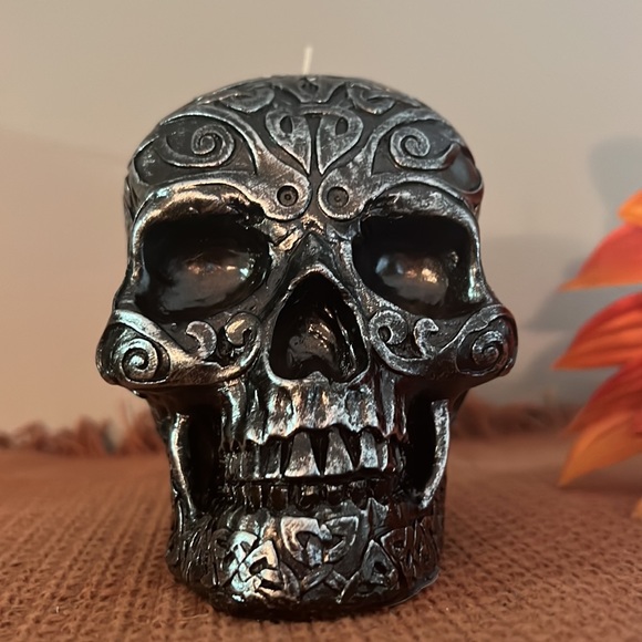 Skull candle - Picture 2 of 5